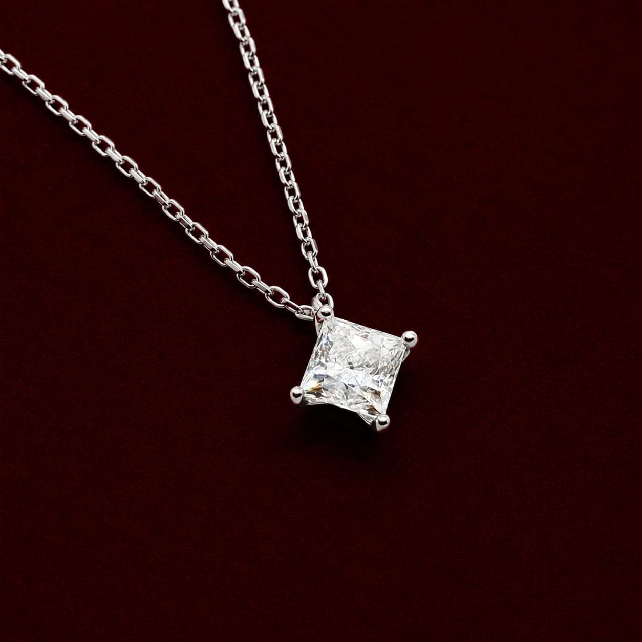 Gargantilha Quadrado Moissanita 6x6mm 1,2ct 40+5cm