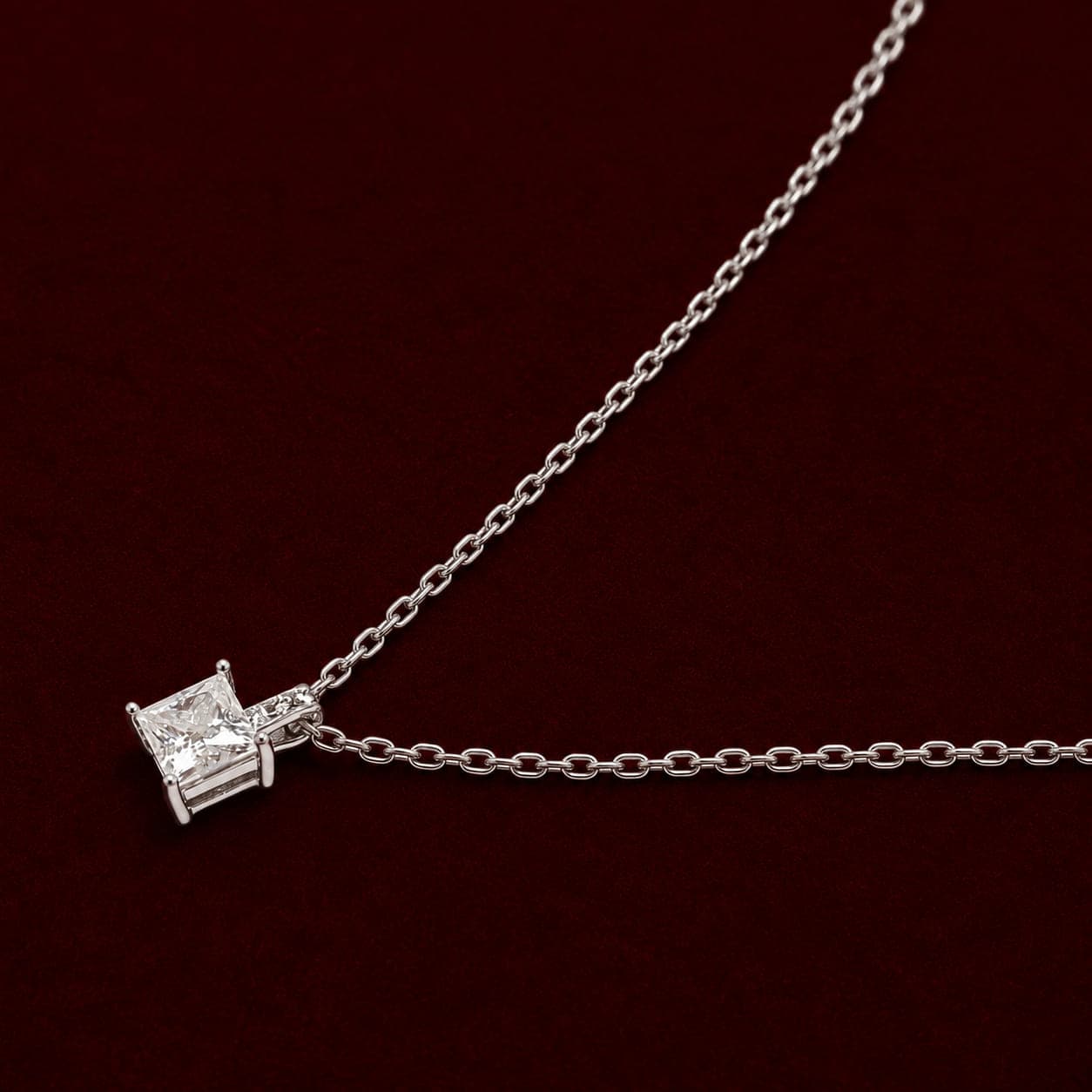 Gargantilha Quadrado Moissanita 5x5mm 0,8ct 40+5cm