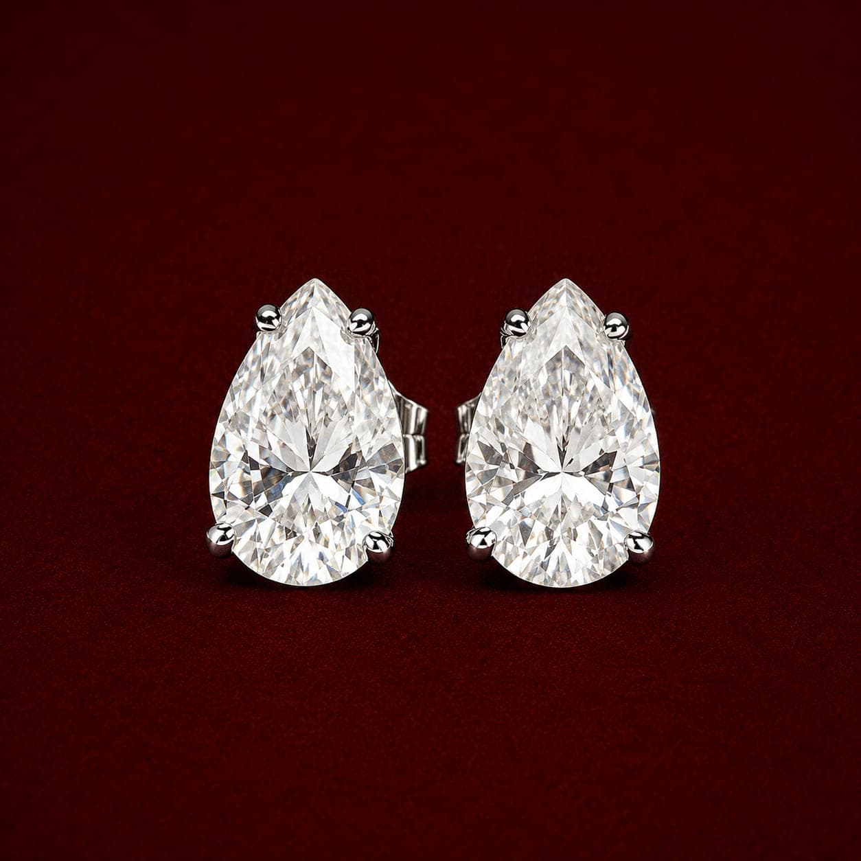Brinco Gota Moissanita 8x12mm 4,5ct